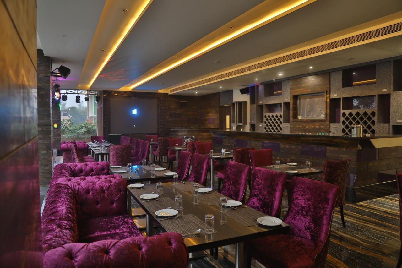 Hotel Aveo By Amatra, Gateway To Corbett Kashipur Exterior foto