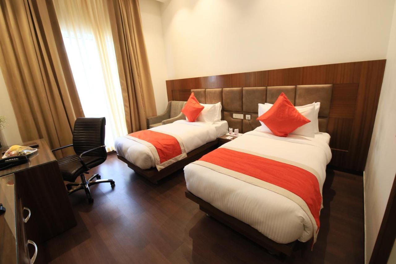 Hotel Aveo By Amatra, Gateway To Corbett Kashipur Exterior foto