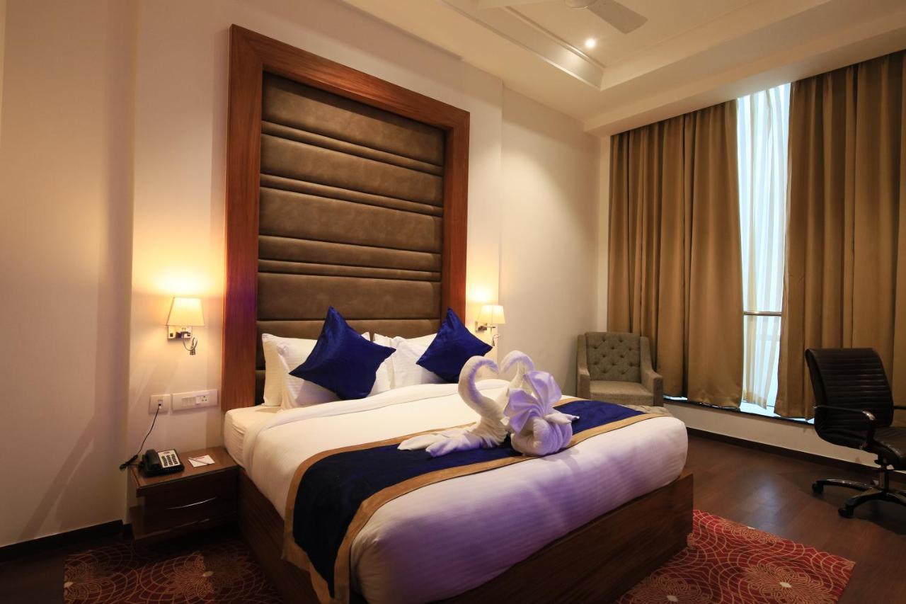Hotel Aveo By Amatra, Gateway To Corbett Kashipur Exterior foto