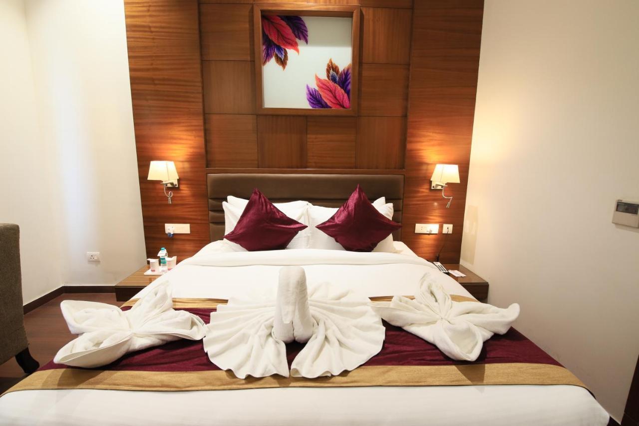 Hotel Aveo By Amatra, Gateway To Corbett Kashipur Exterior foto